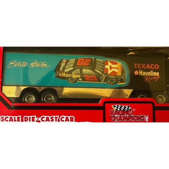 NASCAR 1993 IRVAN 1/64 Die-Cast RACING CHAMPIONS Texaco Transporter - Picture 2 of 4